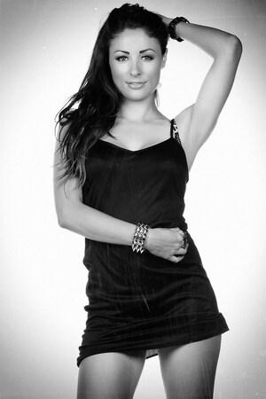 Original 683 px/ 1024 px