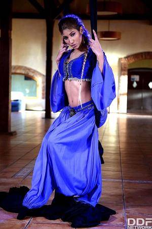 Original 533 px/ 800 px