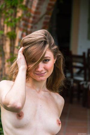 Original 3840 px/ 5760 px