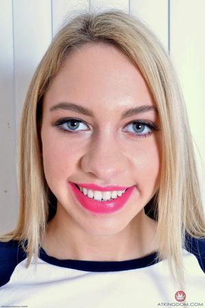 Original 2000 px/ 3000 px