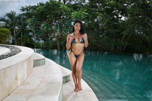 Original 4500 px/ 3000 px