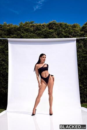 Original 2000 px/ 2999 px