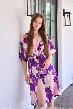 Original 852 px/ 1280 px