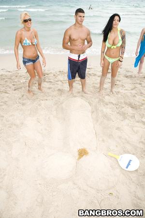 Original 533 px/ 800 px