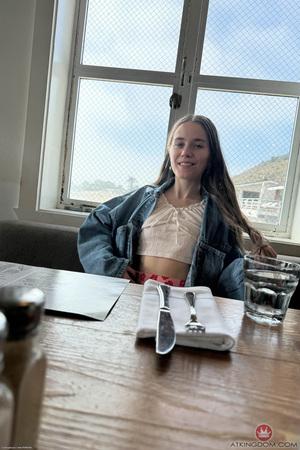 Original 2000 px/ 3000 px