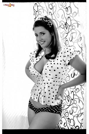 Original 1059 px/ 1600 px