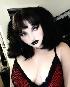 Original 720 px/ 888 px