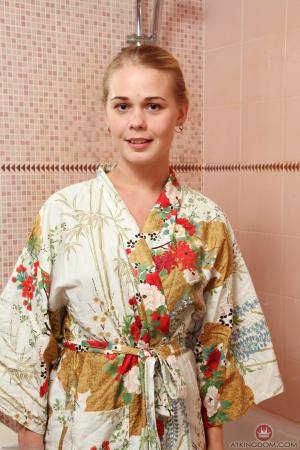 Original 2000 px/ 3000 px