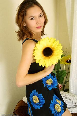 Original 682 px/ 1024 px