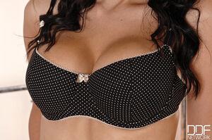 Original 2000 px/ 1328 px