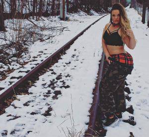 Original 1080 px/ 998 px