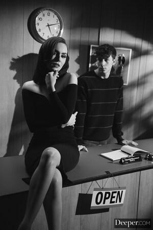 Original 2000 px/ 3000 px