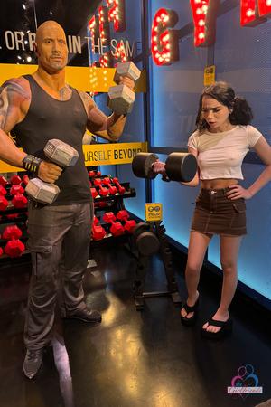 Original 2000 px/ 3000 px