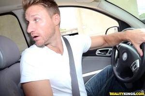 Original 3840 px/ 2542 px