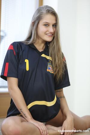 Original 2667 px/ 4000 px