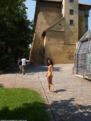 Original 960 px/ 1280 px