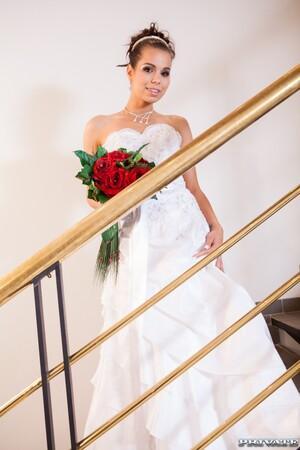 Original 1067 px/ 1600 px