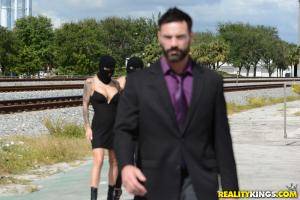 Original 1901 px/ 1269 px