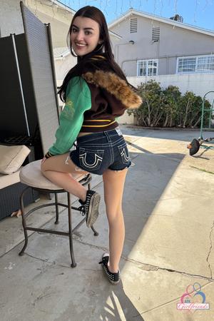 Original 2000 px/ 3000 px