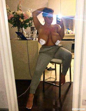 Original 750 px/ 964 px