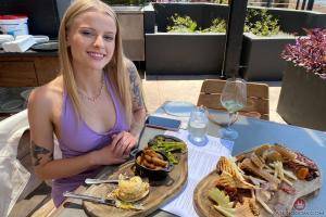 Original 3000 px/ 2000 px