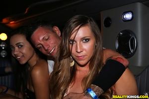 Original 900 px/ 600 px