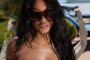 Original 8192 px/ 5464 px