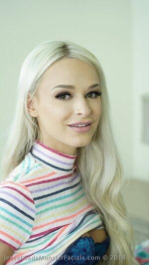 Original 900 px/ 1600 px