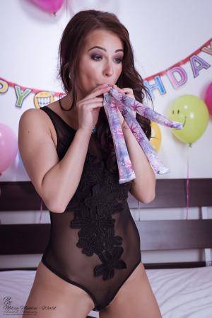 Original 855 px/ 1280 px