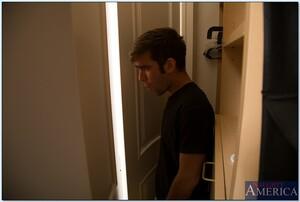 Original 850 px/ 571 px