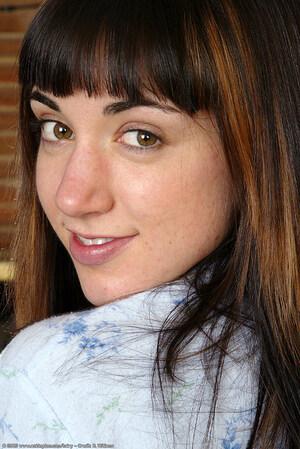 Original 684 px/ 1024 px