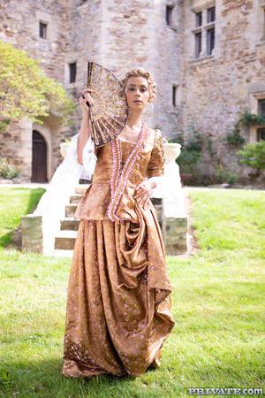 Original 1067 px/ 1600 px