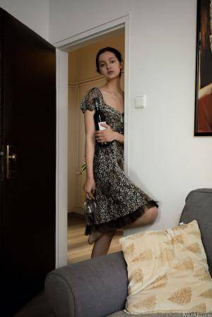 Original 854 px/ 1280 px