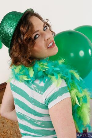 Original 887 px/ 1331 px