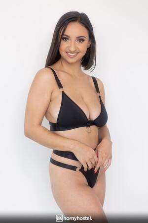 Original 2561 px/ 3840 px