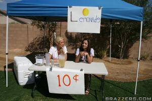 Original 900 px/ 600 px