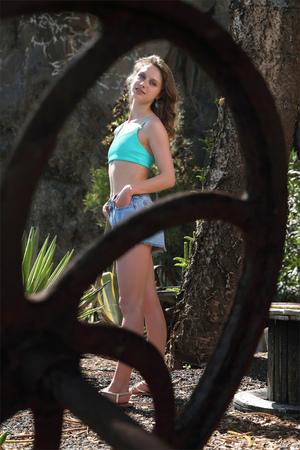 Original 2667 px/ 4000 px