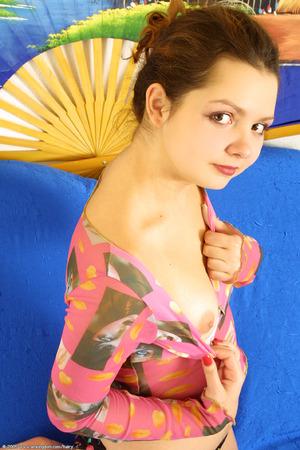 Original 682 px/ 1024 px