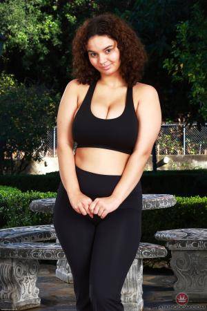 ATKExotics Crystal Chase - Latinas - Set #399907