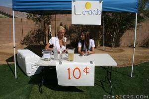 Original 900 px/ 600 px