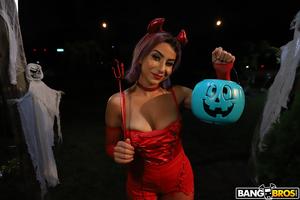 Original 2000 px/ 1333 px