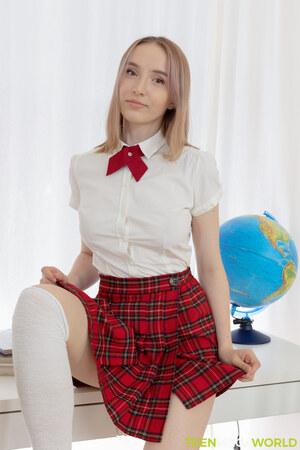 Original 2333 px/ 3500 px