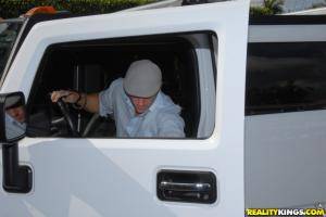 Original 3840 px/ 2568 px