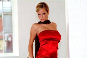 Original 1097 px/ 733 px