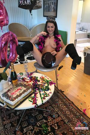 Original 2000 px/ 3000 px