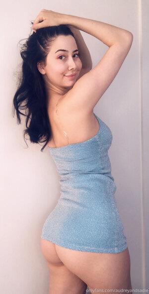 Original 1041 px/ 2050 px