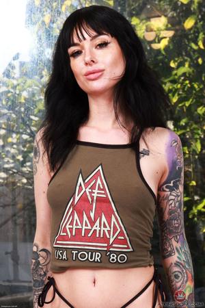 Original 2000 px/ 3000 px