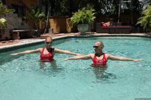 Original 2495 px/ 1663 px