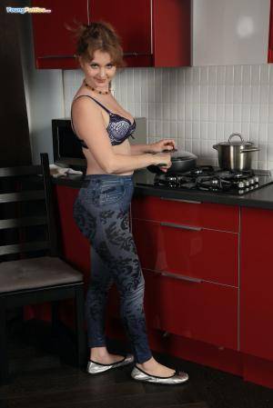 Original 854 px/ 1280 px