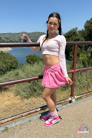 Original 2000 px/ 3000 px